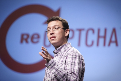 Luis Von Ahn inventó el Captcha para proteger la información