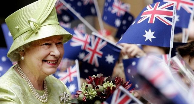 Australia: Celebrar el cumpleaños de la reina en Junio y septiembre cuando su nacimiento fue en abril