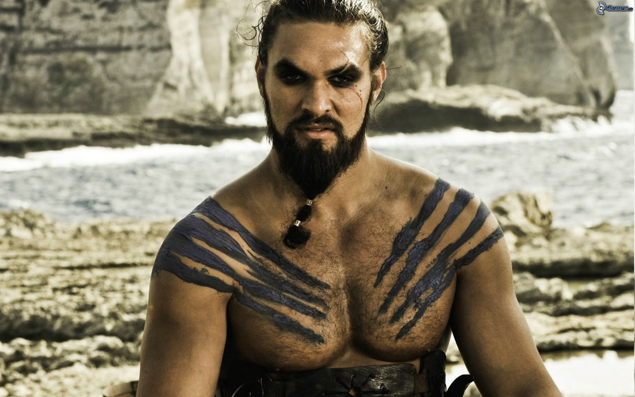 Jason Momoa ha tenido un impresionante cambio