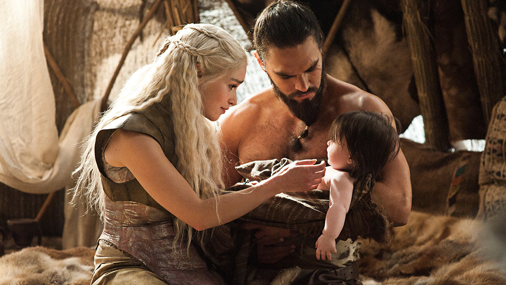 Khal Drogo ama en la ficción a Khalessi, pero la vida real es distinta