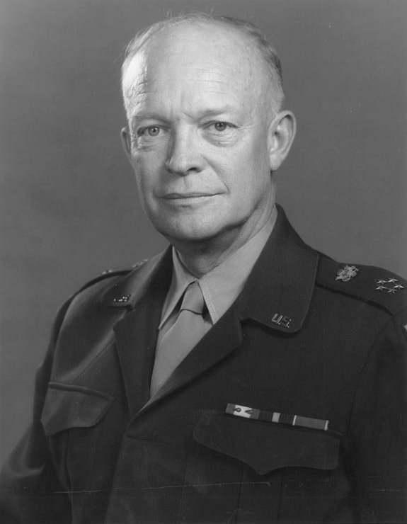 Dwight D. Eisenhower predijo el Holocausto y por eso obligó a tomar fotos de la tragedia