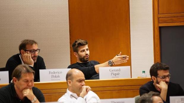 Gerard Piqué se graduó en Harvard
