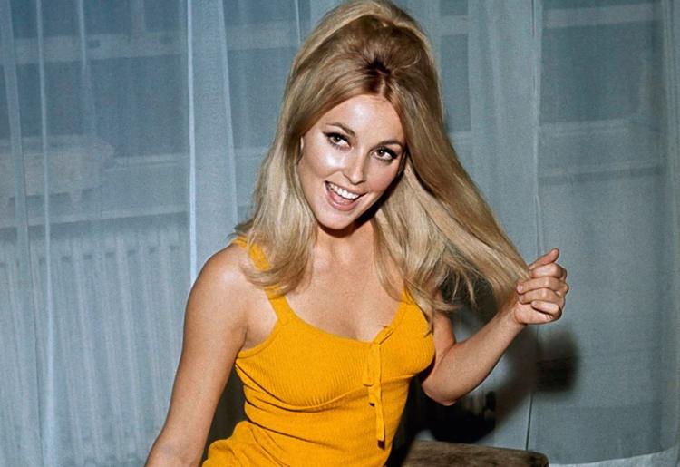 Sharon Tate (Víctima de Charles Manson) soñó varias veces lo que le iba a pasar, pero nadie le creyó