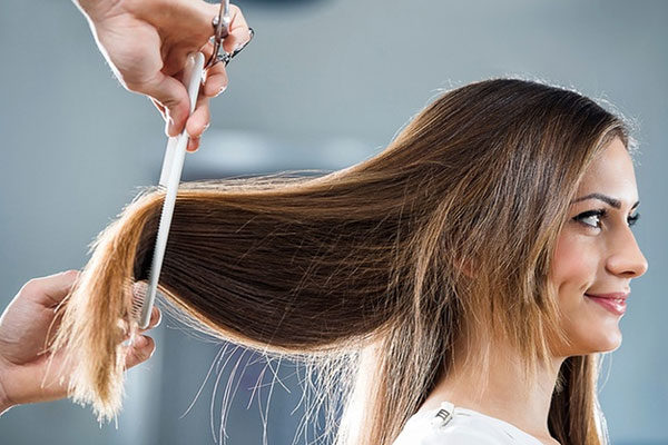 Un corte de cabello