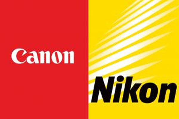 Canon vs Nikon