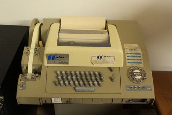 Los telegramas y fax