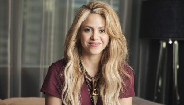 Shakira tiene miedo de perder su voz luego de la operación.