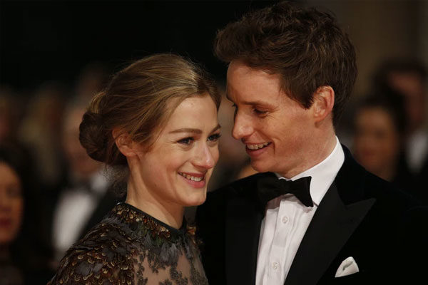 Eddie Redmayne y Hannah Bagshawe