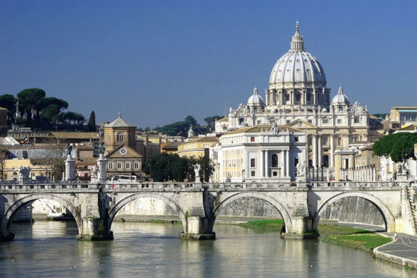 Alrededores de Basílica de San Pedro del Vaticano