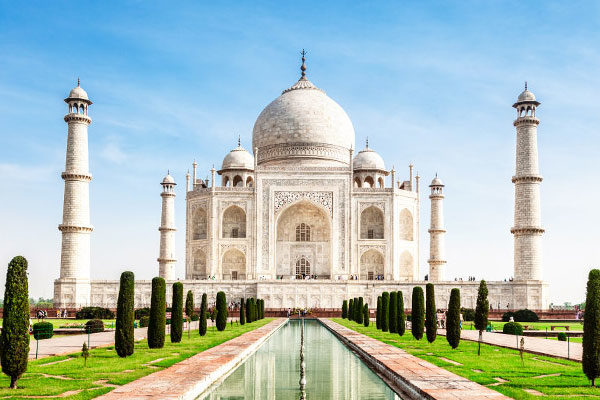 Taj-Mahal, Agra, India