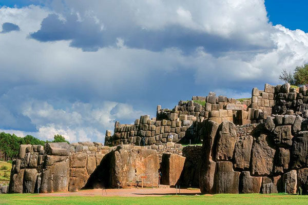 Sacsayhuaman, Peru