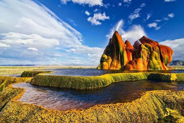 Fly Geyser, Nevada