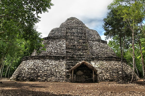 Cobá