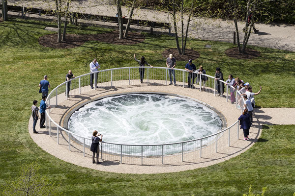 Anish Kapoor: Descension