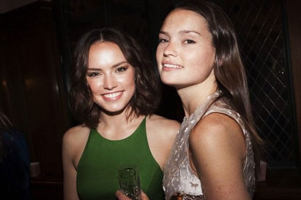 Daisy y Kika Ridley