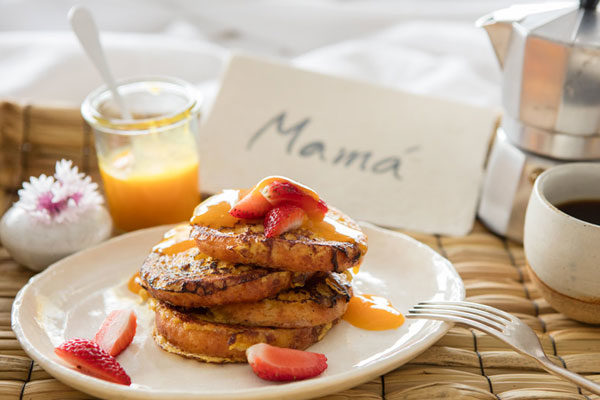 Llevarle el desayuno