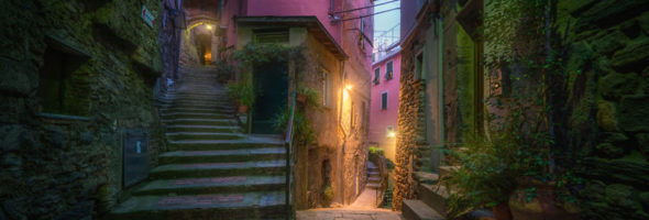 Las pequeñas calles de Italia parecen salidas de un cuento de hadas