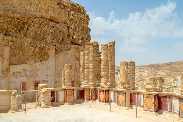 La terraza inferior del Palacio del Norte de Herodes, Masada, Israel