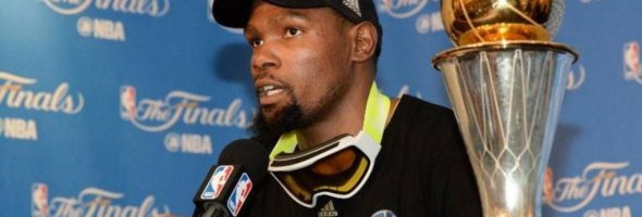 Kevin Durant es el MVP con polémica por la actuación de Curry