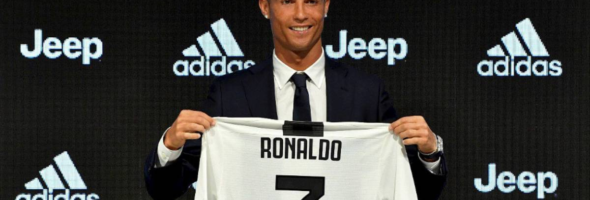 Cristiano Ronaldo es la imagen de un papel higiénico en Nápoles
