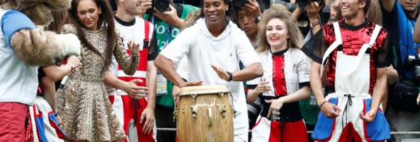 Will Smith y Ronaldinho realizan un cierre sensacional en la Copa del Mundo