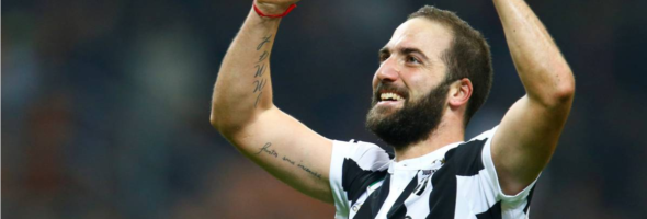 Higuaín se va de la Juventus al Milán