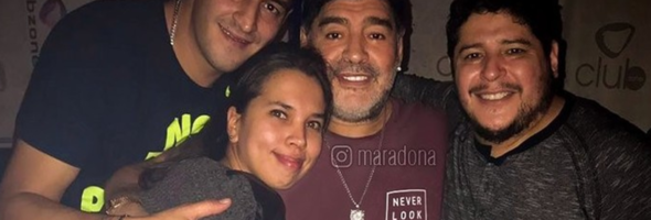 Maradona deja plantado a su hijo y se va de fiesta