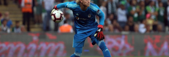 Karius no logra brillar en su debut con el Besiktas