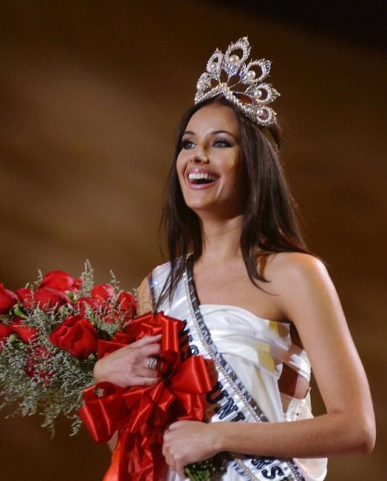 2002 Oxana Fedorova, Miss Rusia