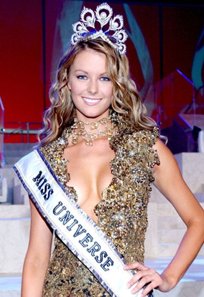 2004 Jennifer Hawkins Miss Australia