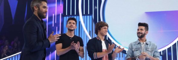 Los chicos de Operación Triunfo se enfrentan a los fanáticos y les piden que se calmen o los bloquean