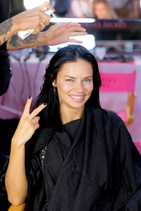 Adriana Lima al Natural