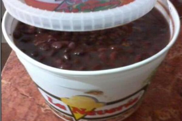 # 6- Bote de helado con frijoles