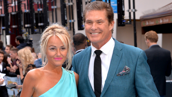 David Hasselhoff y Hayley Roberts