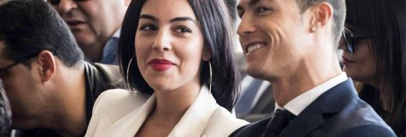 ¡Llegó la Navidad a la casa en Turín de Georgina y Cristiano Ronaldo!