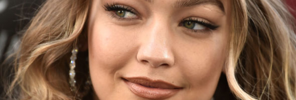 Gigi Hadid debe defenderse de nuevo por formar parte de una portada controversial