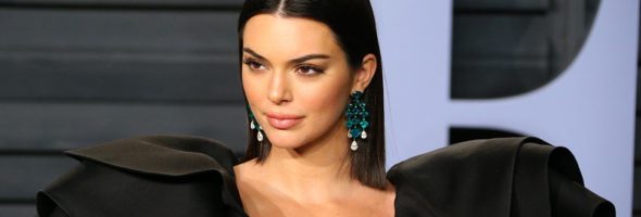 Kendall Jenner abuchea al novio de su hermana, Khloé Kardashian, durante un partido de la NBA