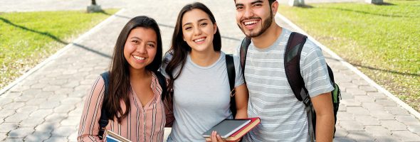 Guía de Becas Universitarias en España para Estudiantes Latinos