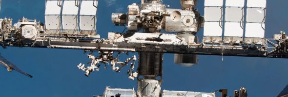 SpaceX Dragon protegió a astronautas por fuga en la ISS