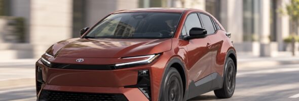 Toyota C-HR+ destaca por su eficiencia en un rally eléctrico