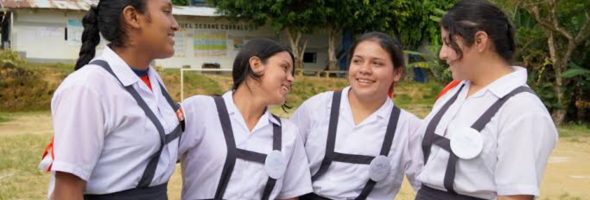 UNESCO premia proyectos de Marruecos y Perú que impulsan a miles de niñas